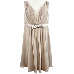 EUC Alisa Pan Rhinestone Detail Satin Bowtie Waist Dress‎ Sz. 14 Champagne